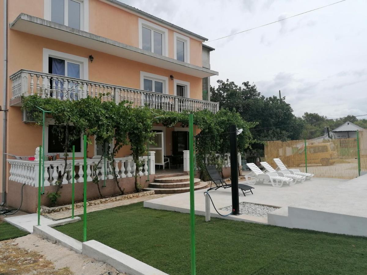apartman Bruna Sibenik Bagian luar foto