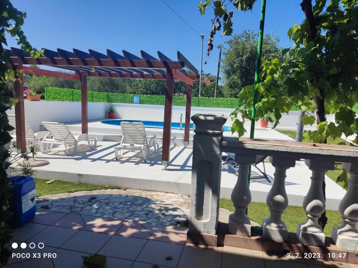 apartman Bruna Sibenik Bagian luar foto